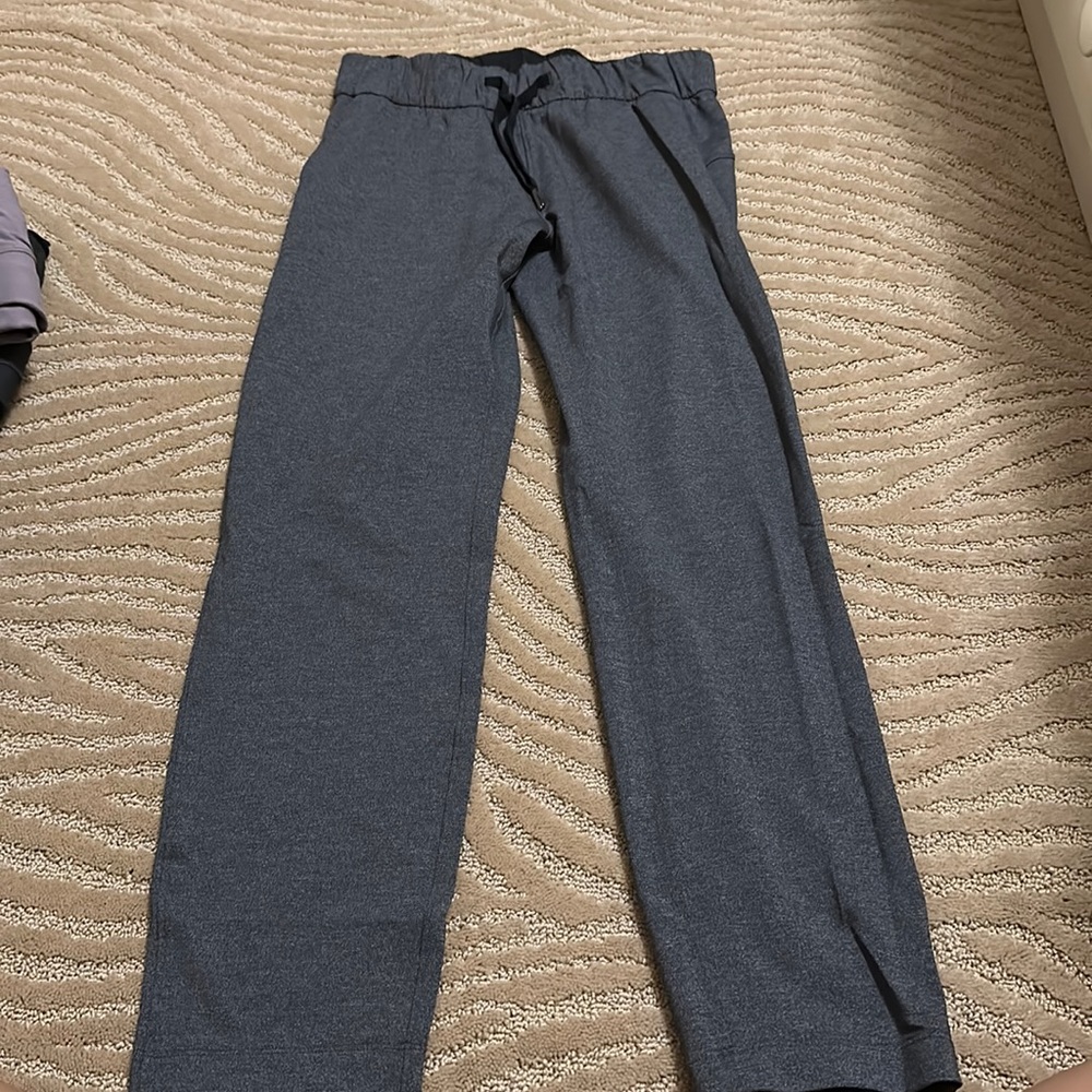Lululemon on the fly pant